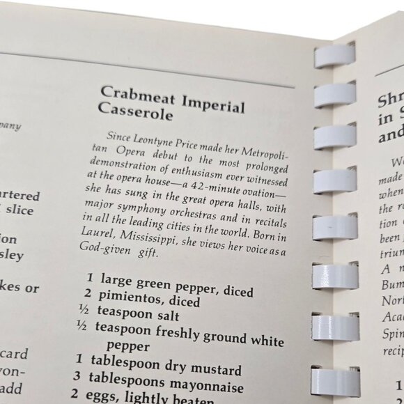 Entertaining Arts Cookbook University Of Iowa Recipe Book Performers Patrons - Picture 9 of 16